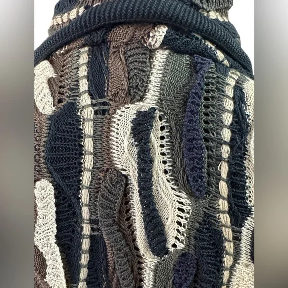 COOGI Black vintage and Cream Patterned cropped Size Small - Picture 3 of 7